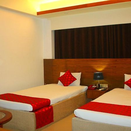 The Alina Hotel & Suites Читтагонг Экстерьер фото