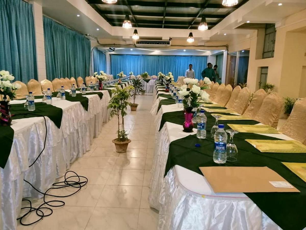 The Alina Hotel & Suites Читтагонг Экстерьер фото